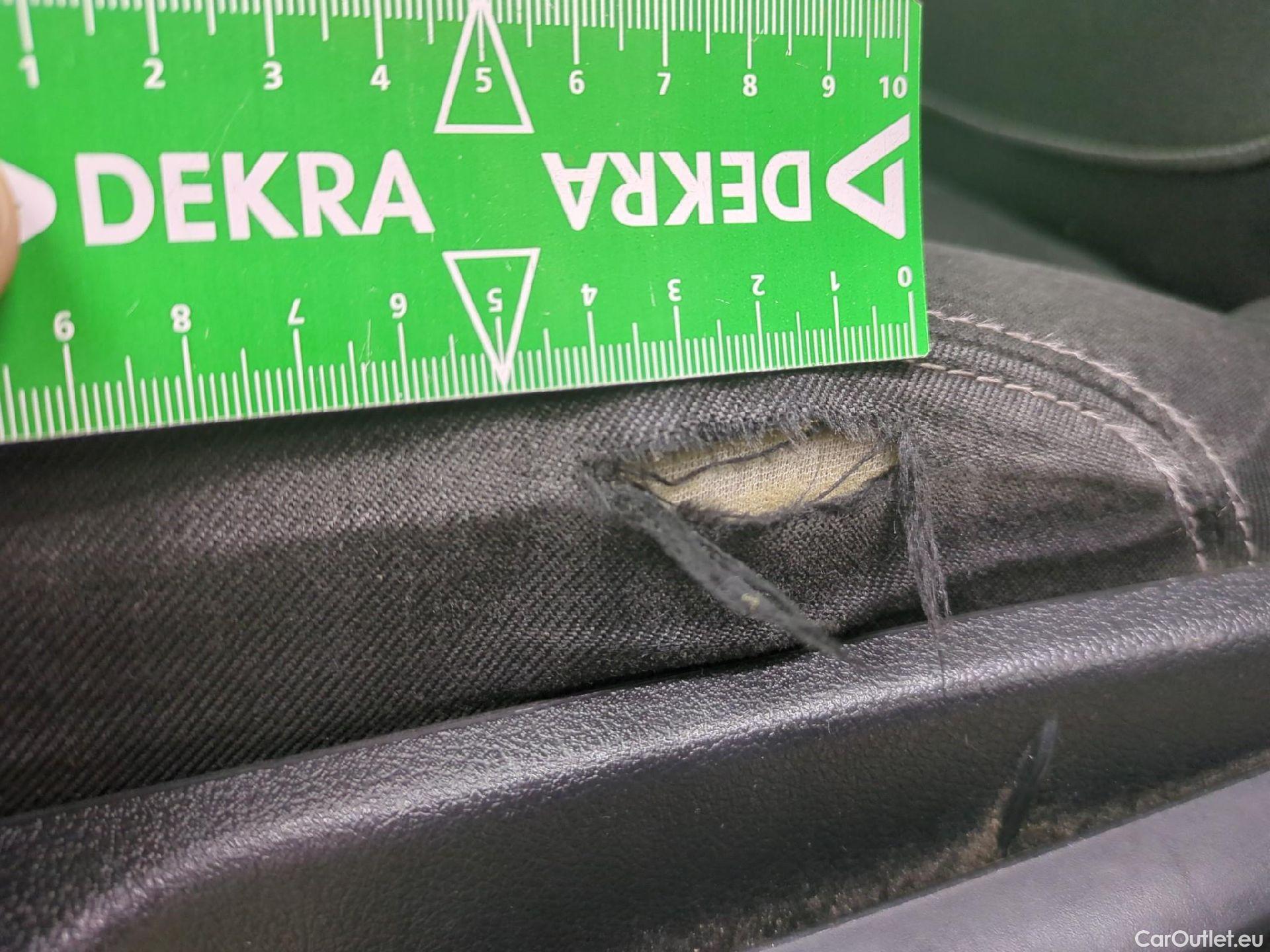  Renault  Trafic  III Fourgon Grand Confort L1H1 1000 1.6 dCi 120CV BVM6 E6 #13