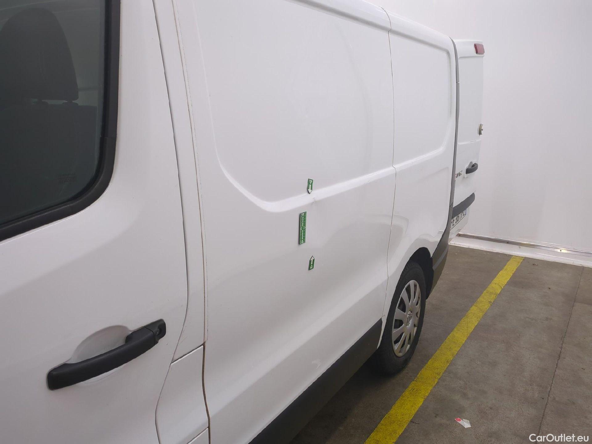  Renault  Trafic  III Fourgon Grand Confort L1H1 1000 1.6 dCi 120CV BVM6 E6 #10