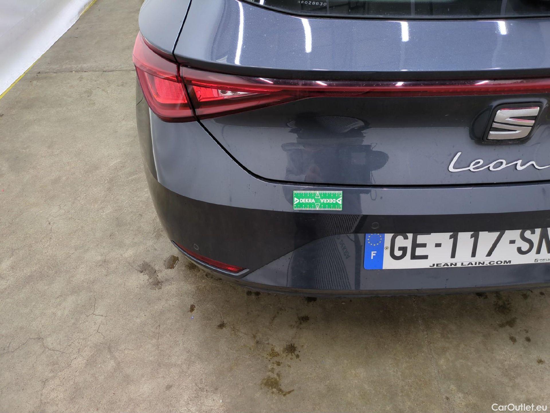  Seat  Leon SEAT  / 2020 / 5P / Berline 1.0 eTSI 110 DSG S&S Style Business #33