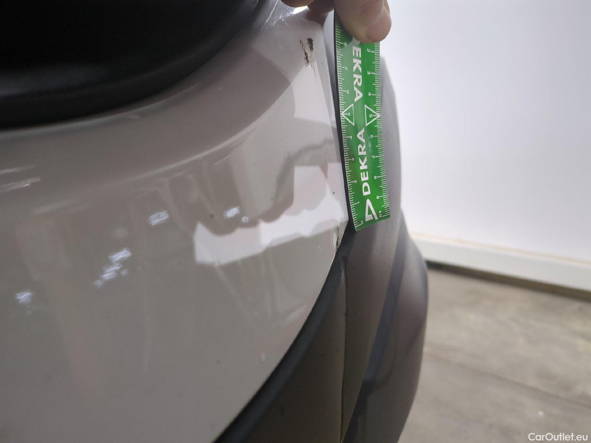  Renault  Trafic  III Fourgon Grand Confort L1H1 1000 1.6 dCi 120CV BVM6 E6 #9