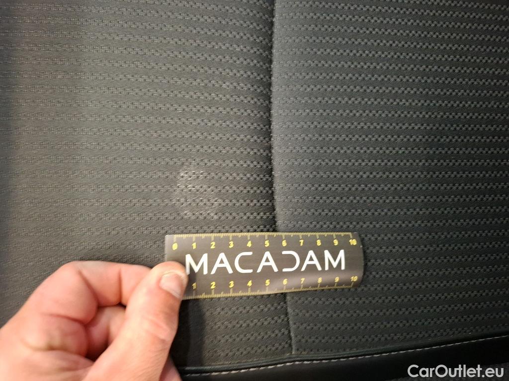  Renault  Megane  IV Berline 5 ptes. Techno 1.5 dCi 115CV BVA7 E6d #25