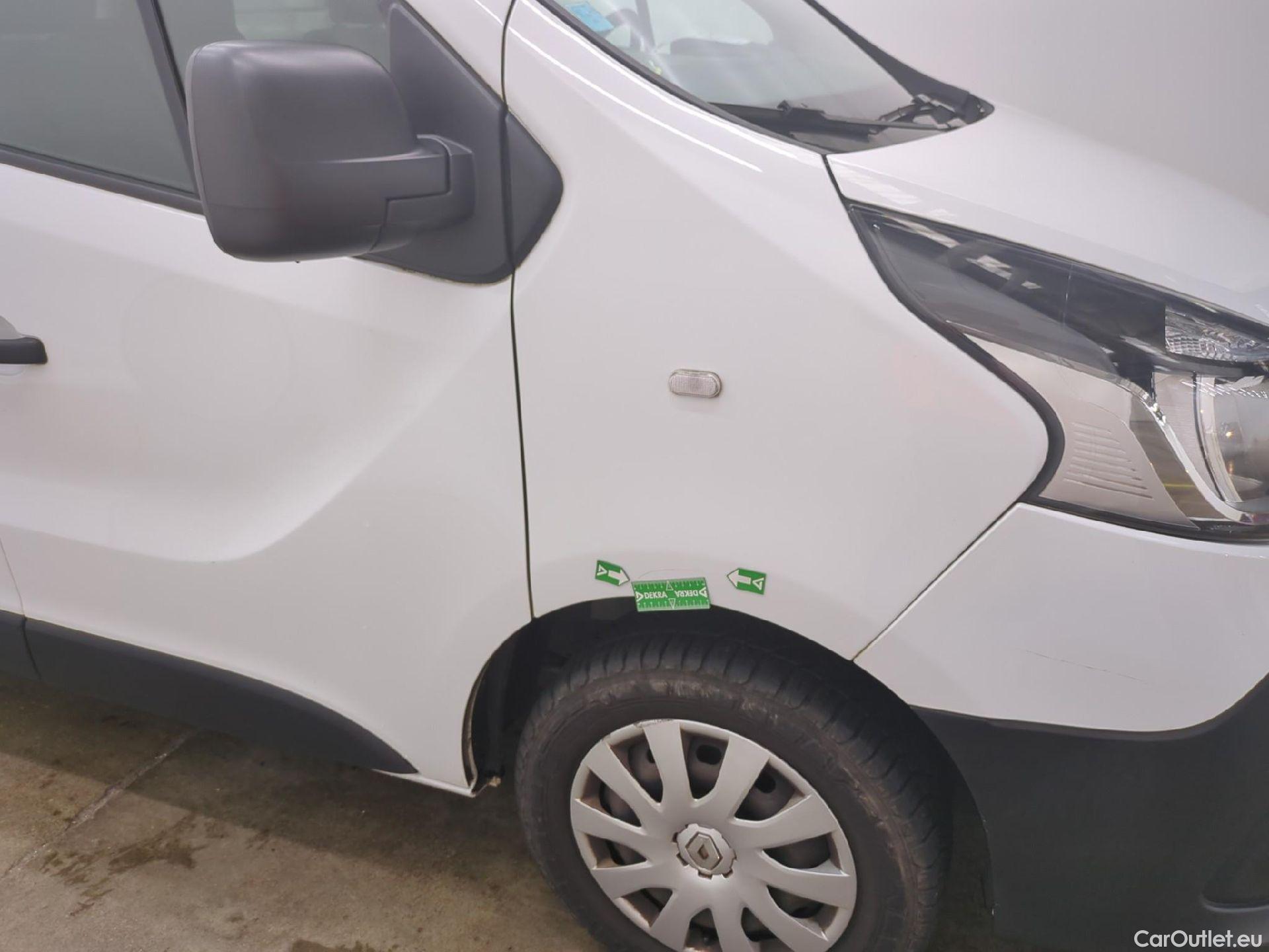  Renault  Trafic  III Fourgon Grand Confort L1H1 1000 1.6 dCi 120CV BVM6 E6 #26