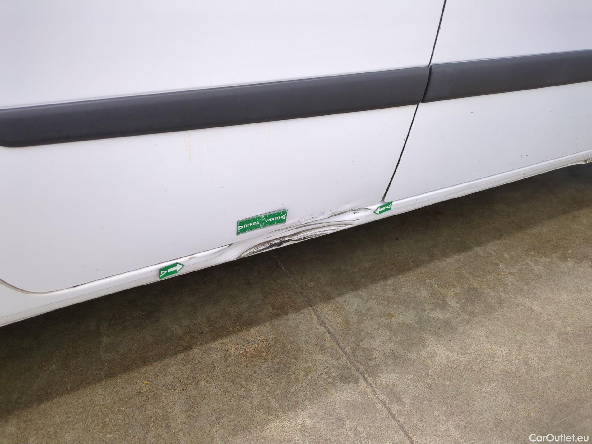  Renault  Kangoo  Express Maxi Grand Confort 1.5 dCi 90CV BVM5 E6 #24