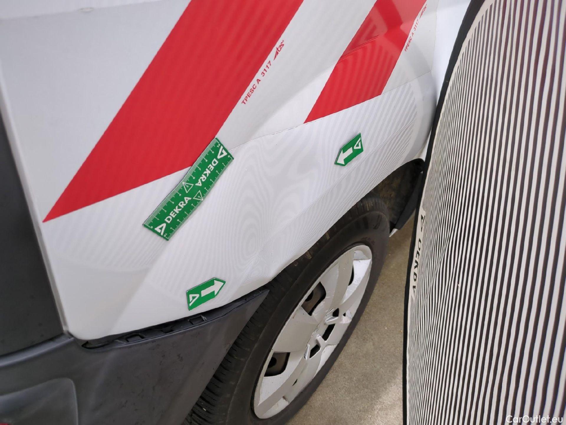  Renault  Kangoo  Express Maxi Grand Confort 1.5 dCi 90CV BVM5 E6 #22