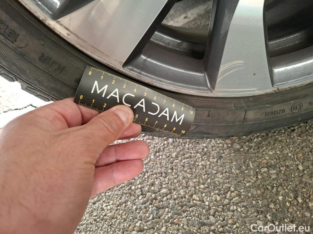  Renault  Megane  IV Berline 5 ptes. Techno 1.5 dCi 115CV BVA7 E6d #17