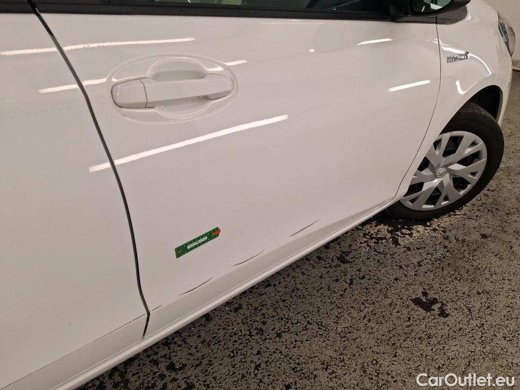  Toyota  Yaris TOYOTA  Hybride / 2017 / 5P / Berline 1.5 VVT-I HYBRID France Business #13