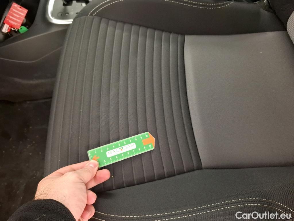  Toyota  Yaris TOYOTA  Hybride / 2017 / 5P / Berline 1.5 VVT-I HYBRID France Business #8