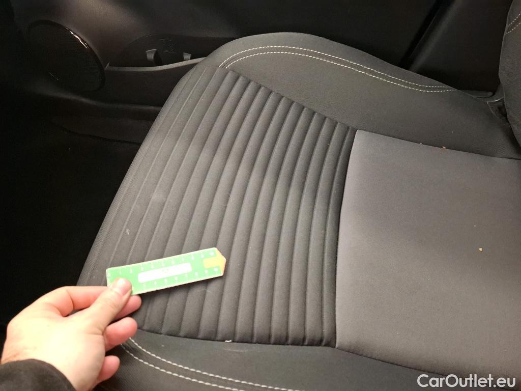  Toyota  Yaris TOYOTA  Hybride / 2017 / 5P / Berline 1.5 VVT-I HYBRID France Business #6