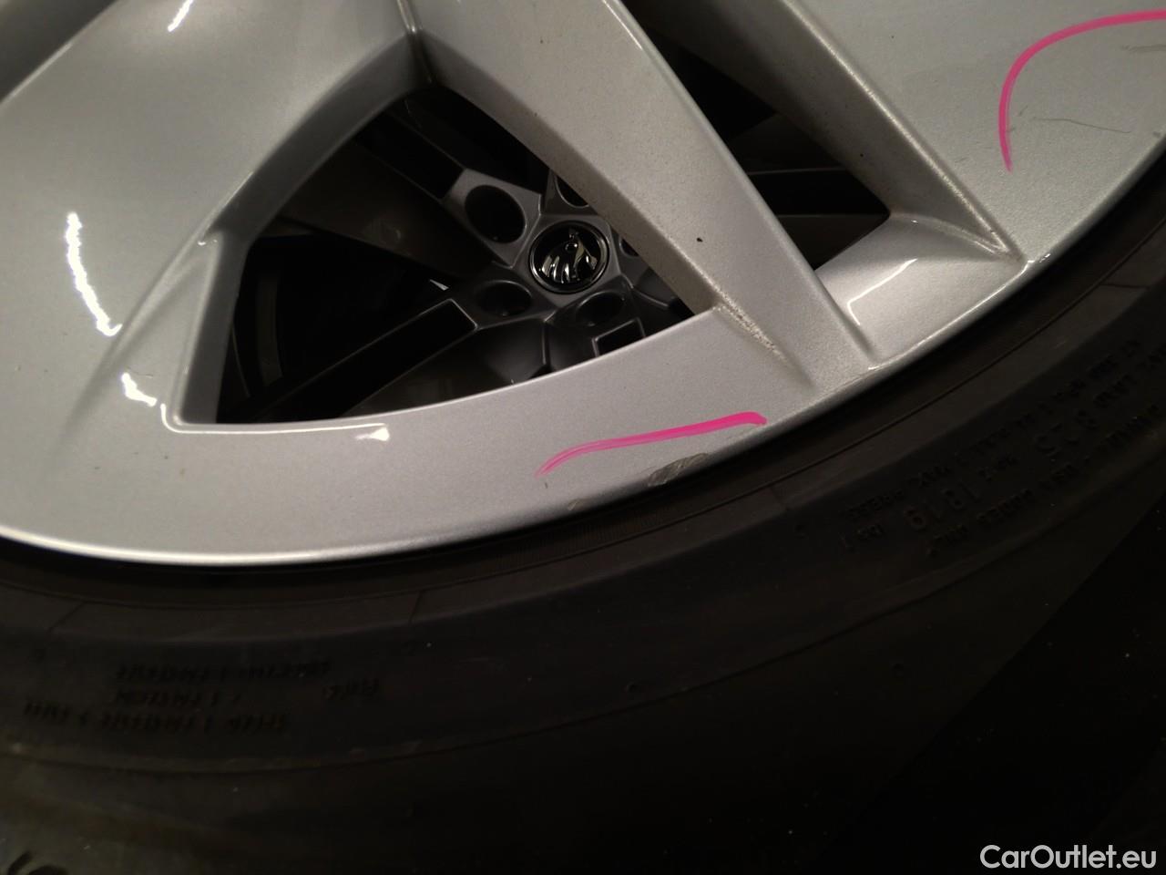  Skoda  ENYAQ  iV80 5d #11