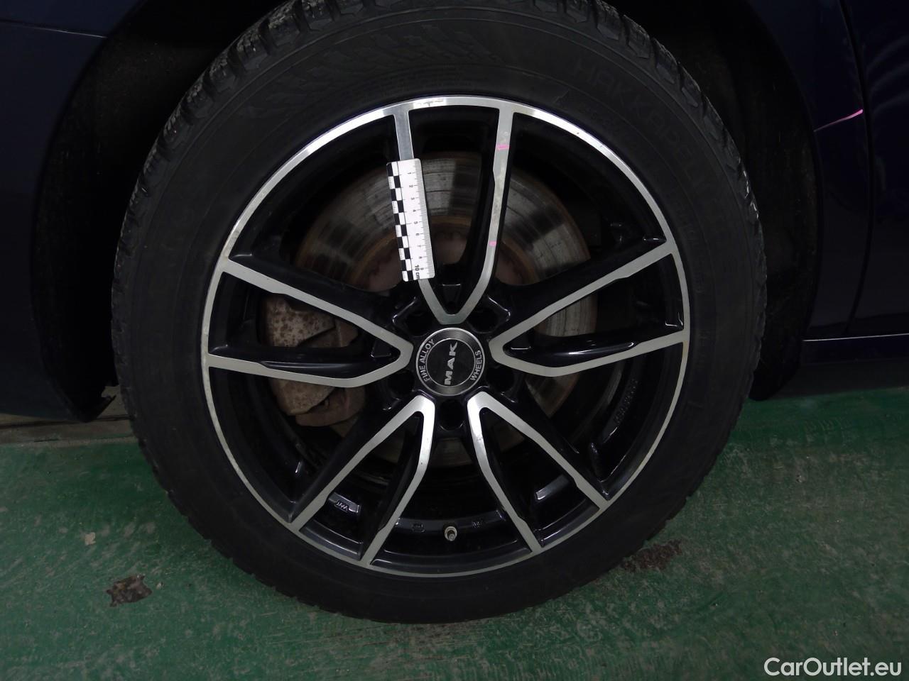  Mercedes  E-Klasse E 300 de T SE Edition Aut #24