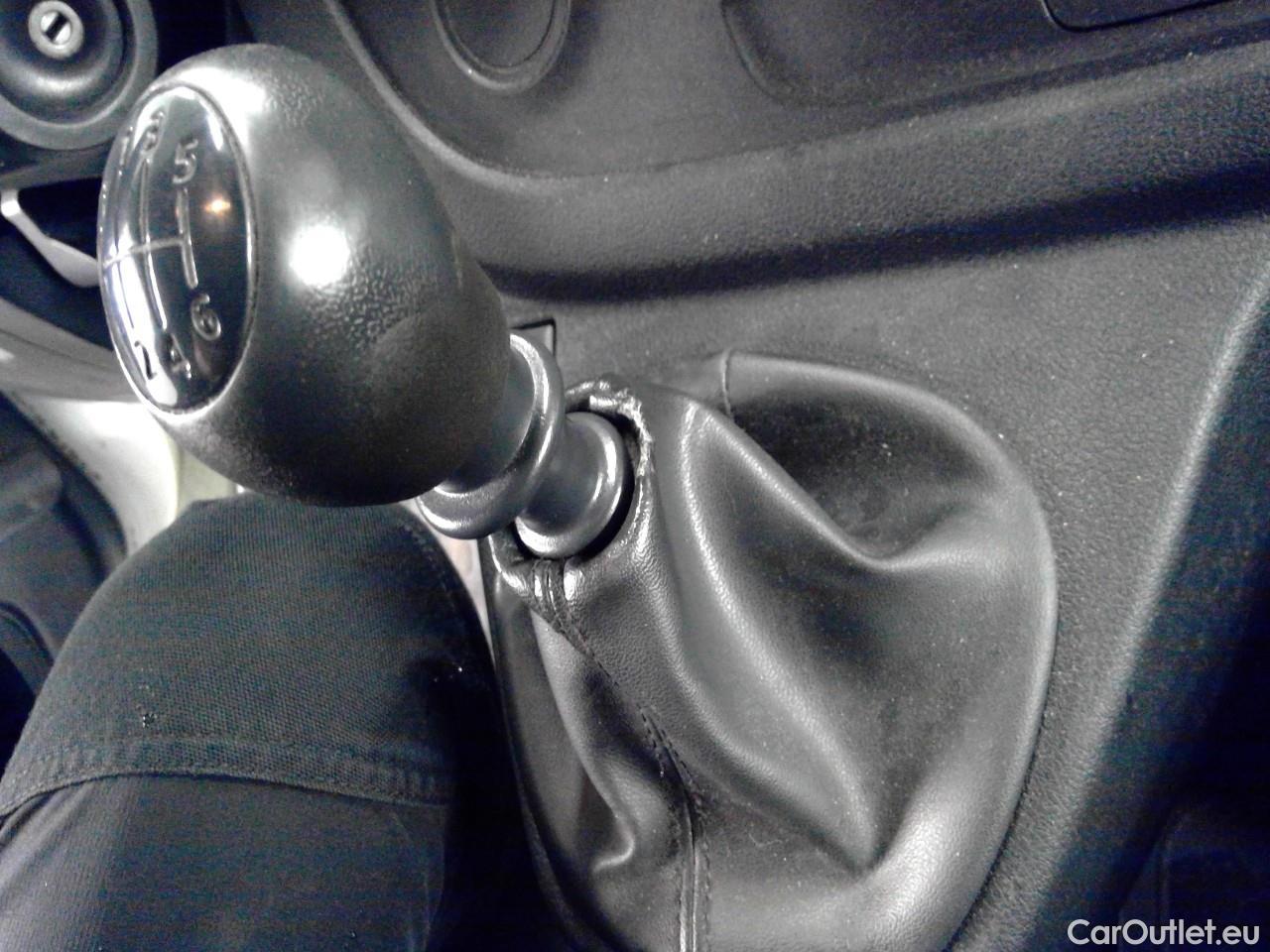  Renault  Trafic  dCi 125 L2H1 M CV #2