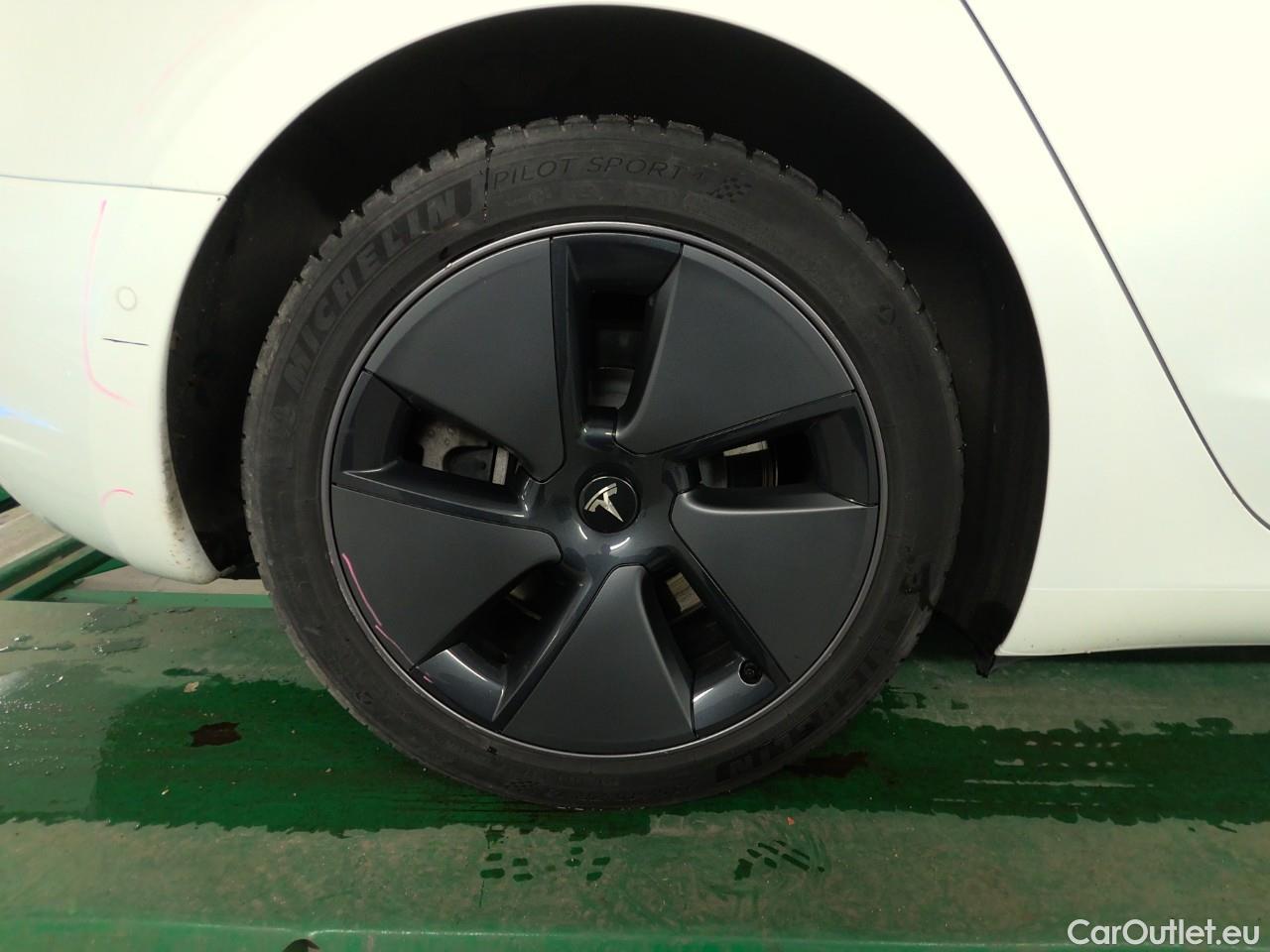  Tesla  Model 3  75kWh Standard Range+ #17