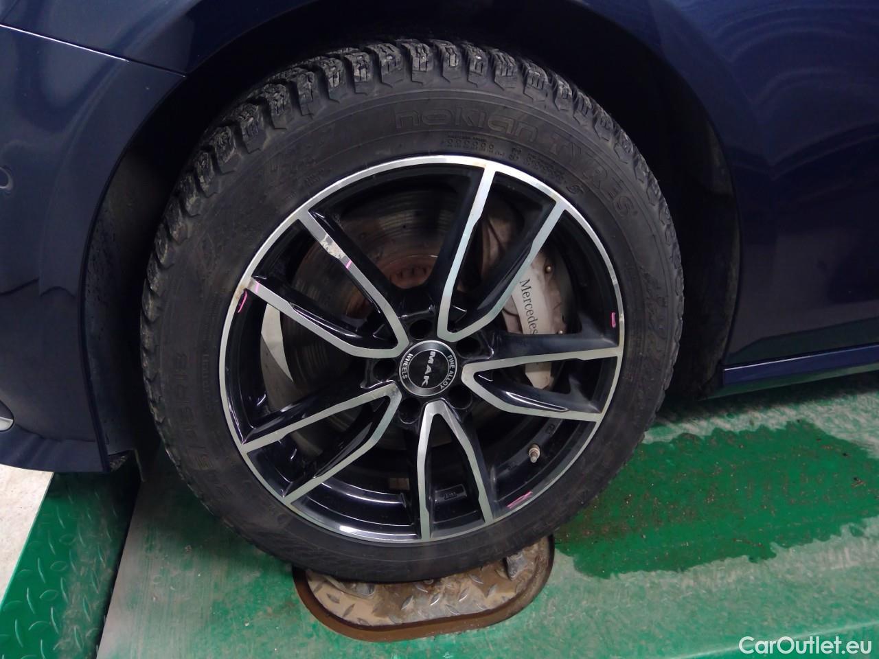  Mercedes  E-Klasse E 300 de T SE Edition Aut #16