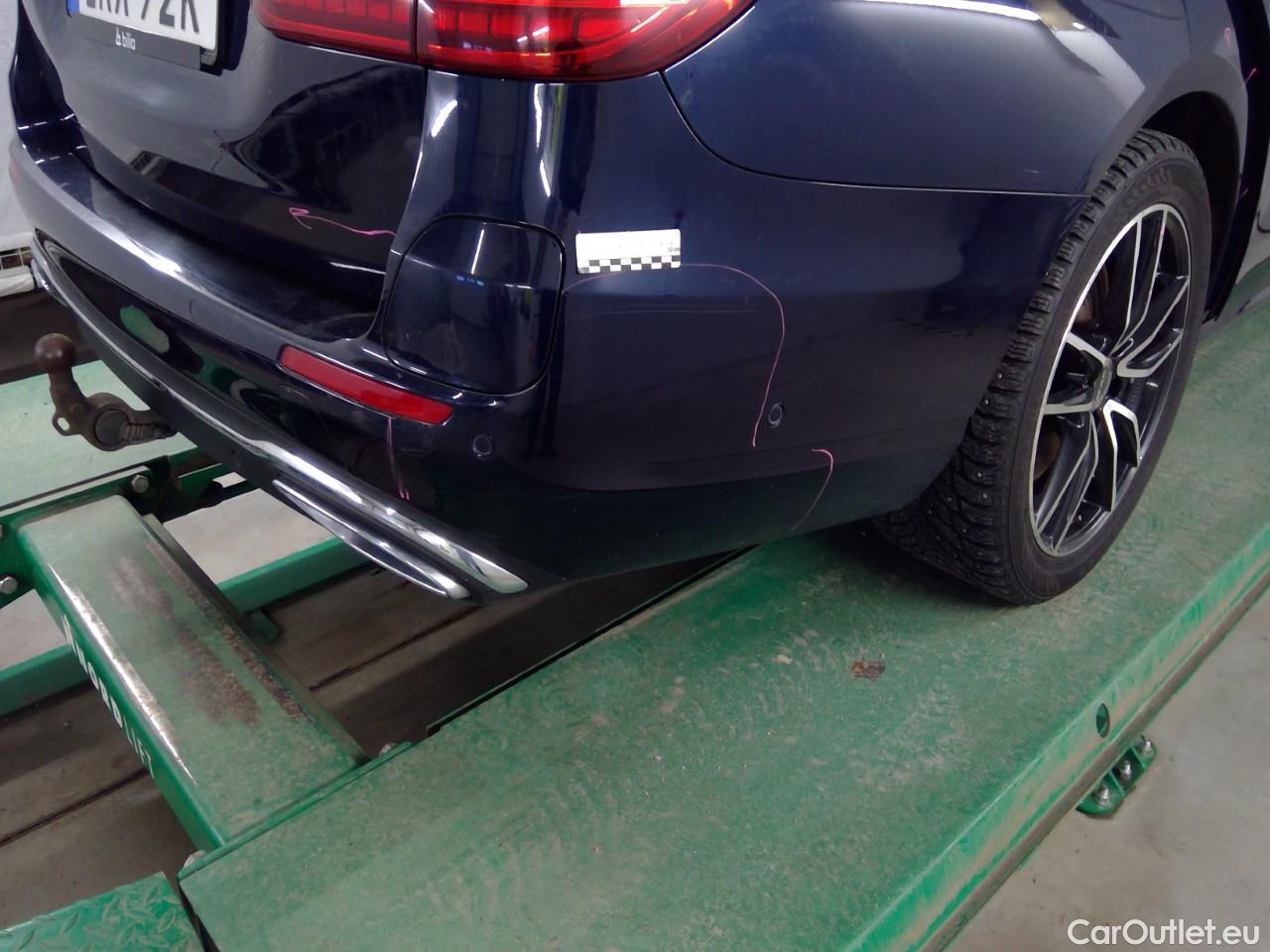  Mercedes  E-Klasse E 300 de T SE Edition Aut #31