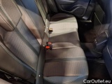  Peugeot  2008 PEUGEOT  / 2019 / 5P / CROSSOVER BLUEHDI 130 EAT8 ALLURE S/S AUT. #82
