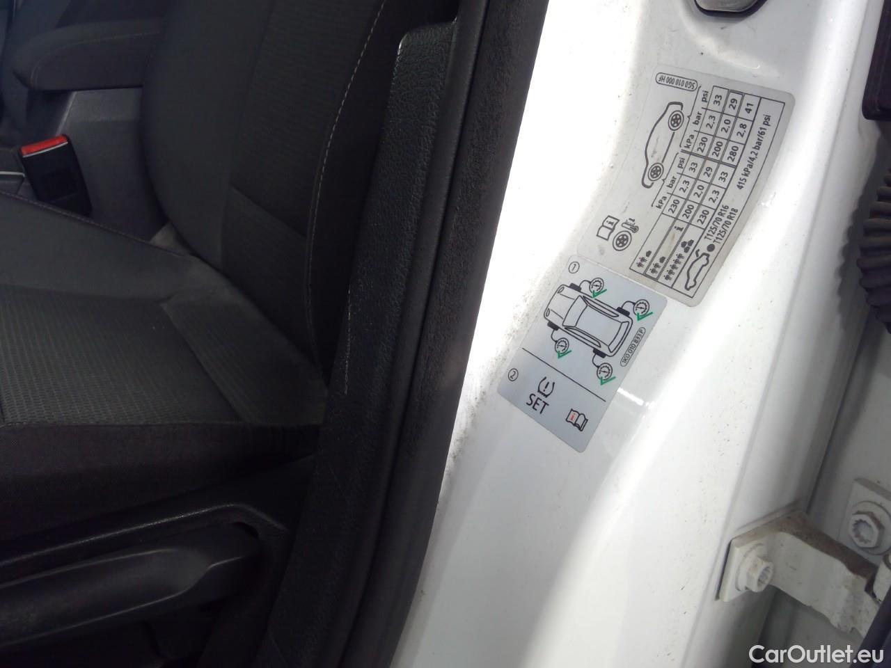  Volkswagen  Golf  Sp.Combi TSI 110 Aut. #6