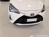 Toyota  Yaris TOYOTA  / 2017 / 5P / BERLINA 1.5 HYBRID BUSINESS #38