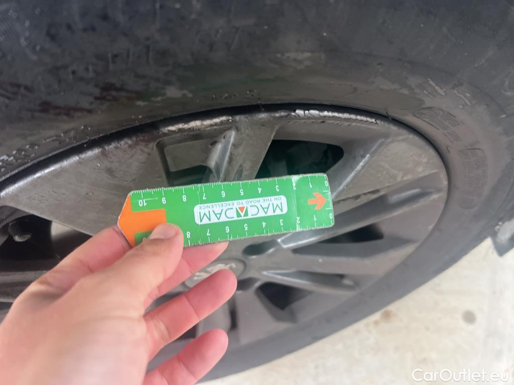  Peugeot  2008 PEUGEOT  / 2019 / 5P / todoterreno Active Pack Puretech 100 S&S BVM6 #6