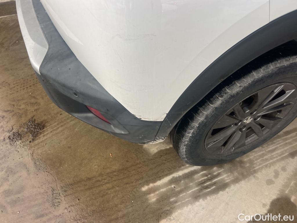  Peugeot  2008 PEUGEOT  / 2019 / 5P / todoterreno Active Pack Puretech 100 S&S BVM6 #20