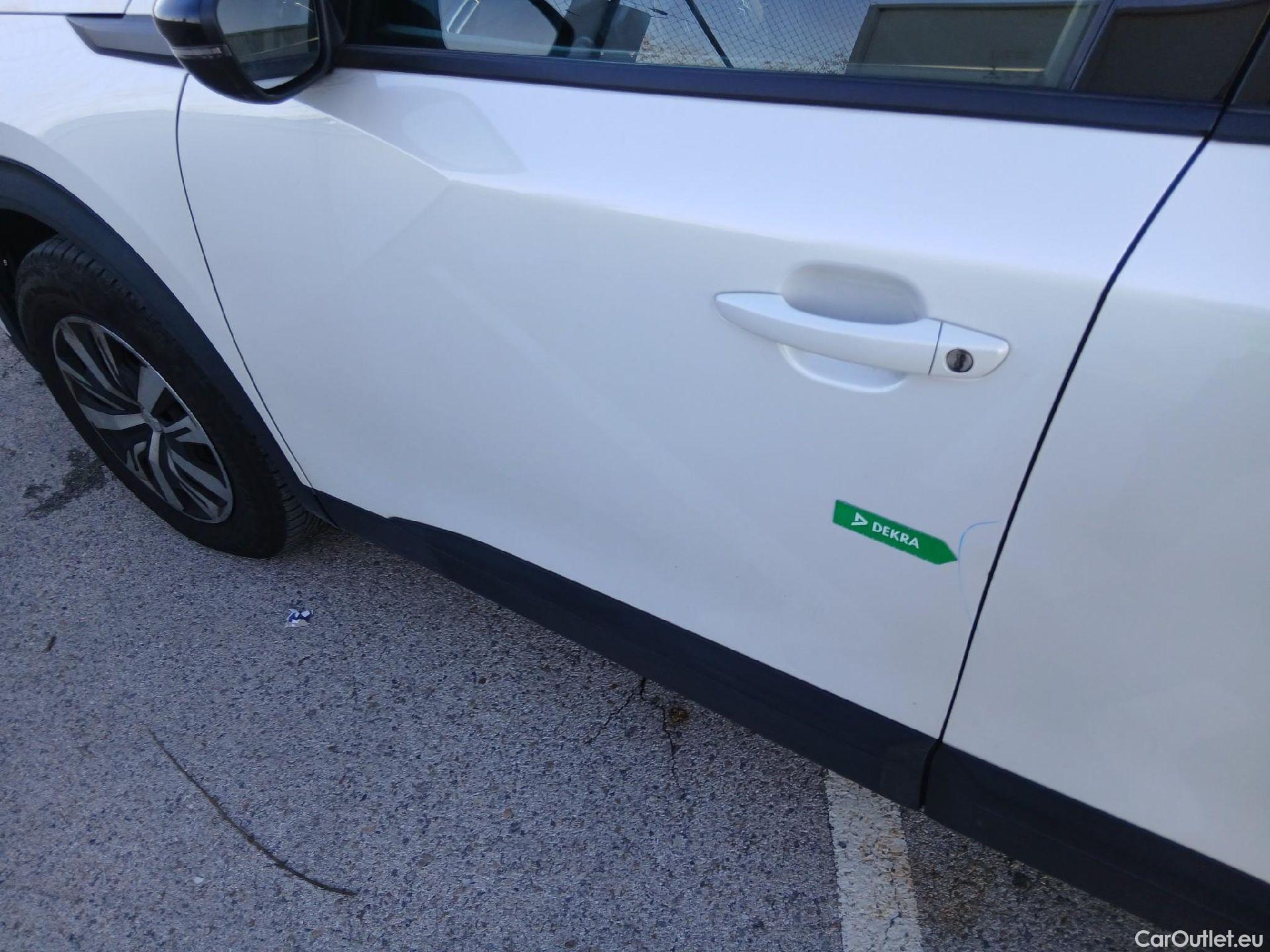  Peugeot  2008 PEUGEOT  / 2019 / 5P / todoterreno Active Pack Puretech 100 S&S BVM6 #8