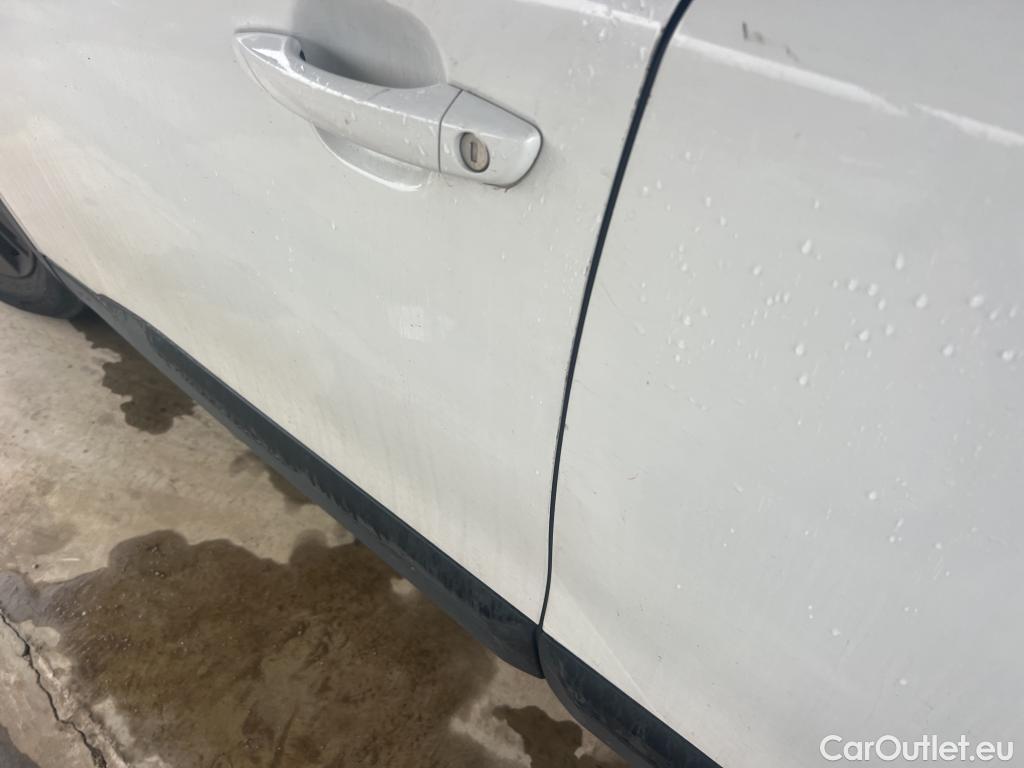  Peugeot  2008 PEUGEOT  / 2019 / 5P / todoterreno Active Pack Puretech 100 S&S BVM6 #8