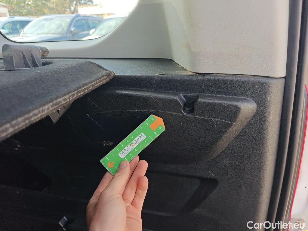  Opel  Combo OPEL  Life / 2018 / 5P / combi 1.5 TD 75kW (100CV) S/S Edition L (IND) #5