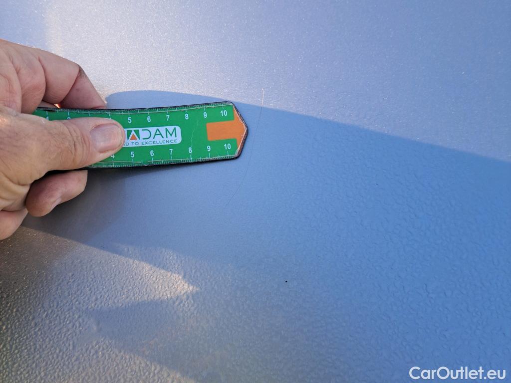  Toyota  C-HR TOYOTA  / 2016 / 5P / todoterreno 1.8 125H Advance (CX) #64