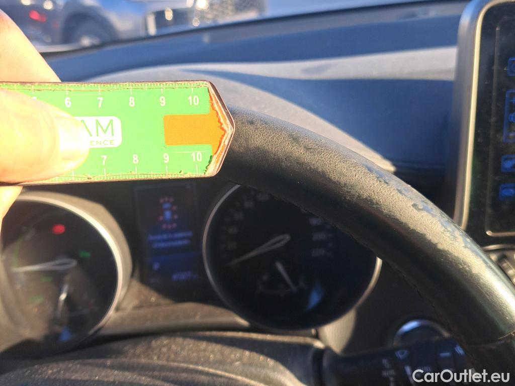  Toyota  C-HR TOYOTA  / 2016 / 5P / todoterreno 1.8 125H Advance (CX) #69