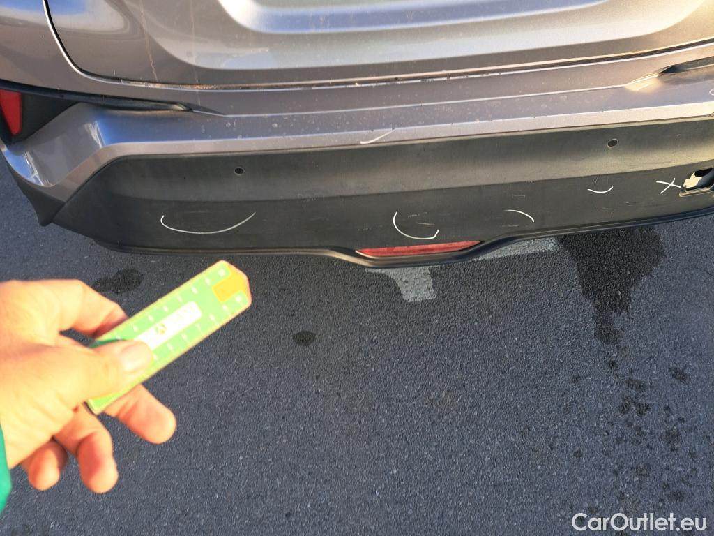  Toyota  C-HR TOYOTA  / 2016 / 5P / todoterreno 1.8 125H Advance (CX) #87