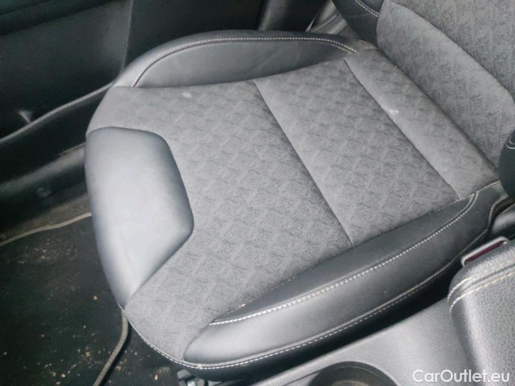  KIA  Niro KIA  / 2019 / 5P / crossover 1.6 GDi HEV 104kW (141CV) Drive #2