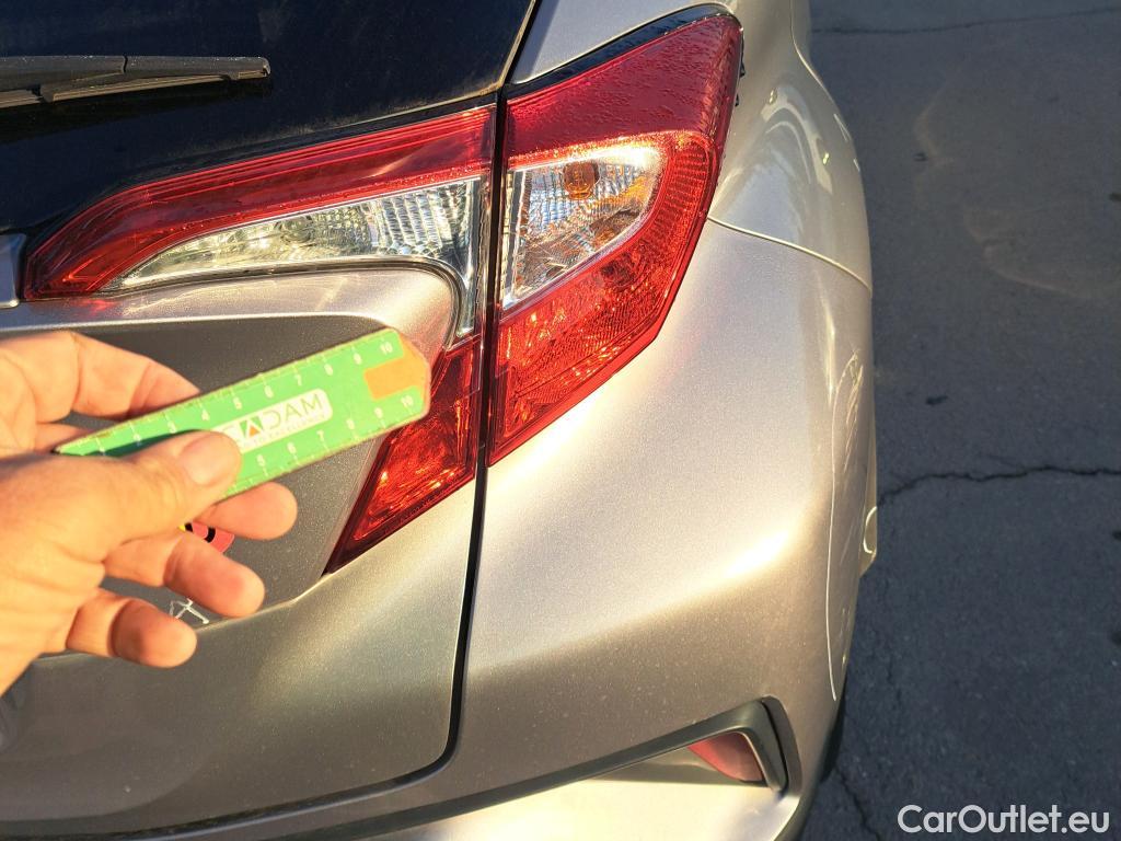  Toyota  C-HR TOYOTA  / 2016 / 5P / todoterreno 1.8 125H Advance (CX) #94