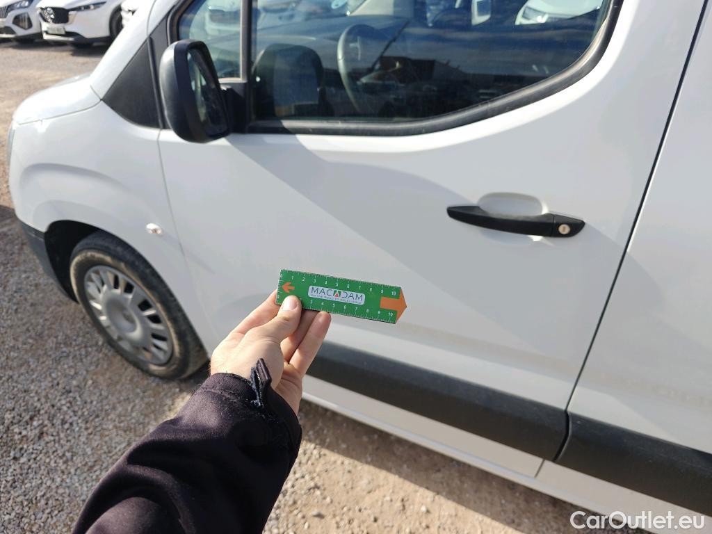  Opel  Combo OPEL  Life / 2018 / 5P / combi 1.5 TD 75kW (100CV) S/S Edition L (IND) #17