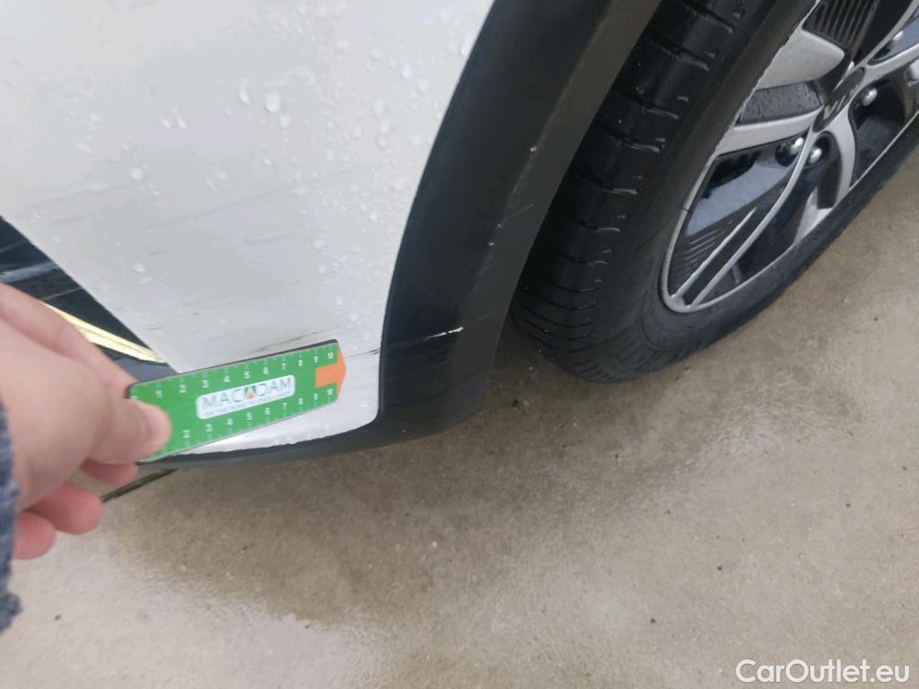  KIA  Niro KIA  / 2019 / 5P / crossover 1.6 GDi HEV 104kW (141CV) Drive #20