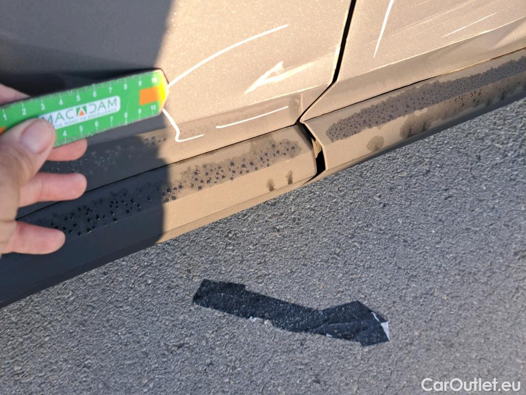  Toyota  C-HR TOYOTA  / 2016 / 5P / todoterreno 1.8 125H Advance (CX) #37