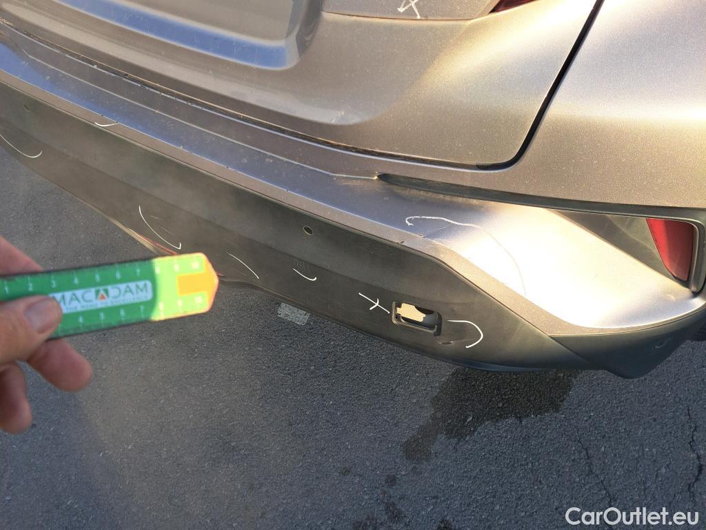  Toyota  C-HR TOYOTA  / 2016 / 5P / todoterreno 1.8 125H Advance (CX) #85