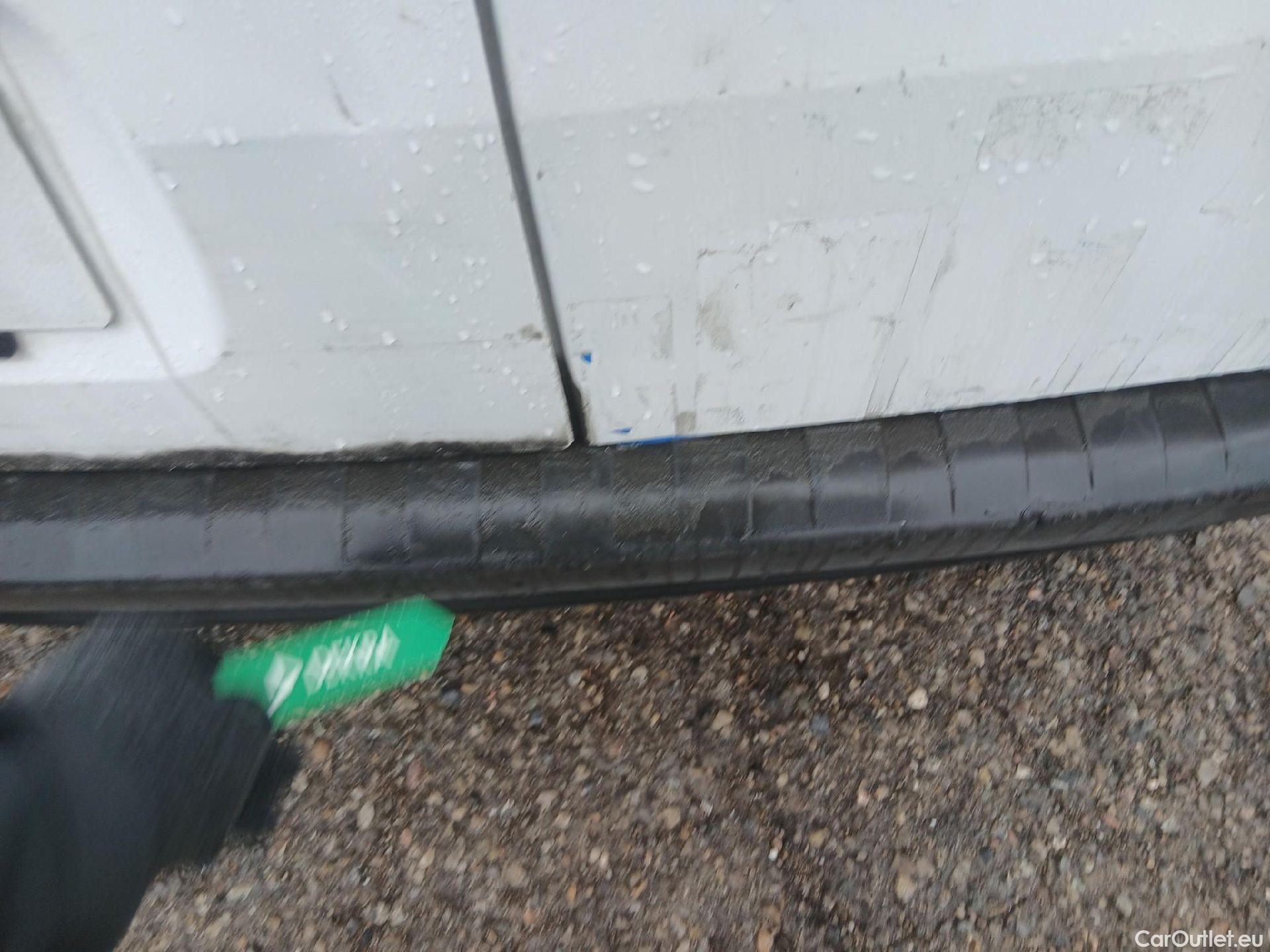  Renault  Kangoo RENAULT  Furgón/2013/3P/furgón derivado de turismo Profesional Blue dCi 70kW (95CV) #20