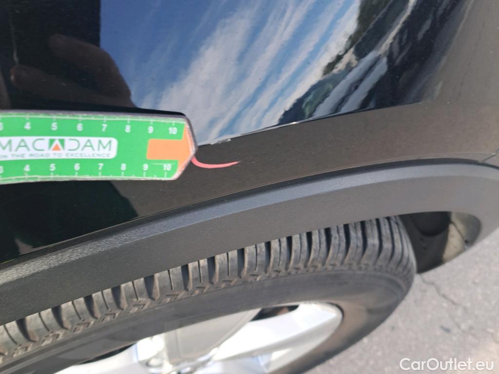  Volvo  XC 40 VOLVO XC40 / 2017 / 5P / todoterreno 1.5 T2 Momentum Core Auto #3