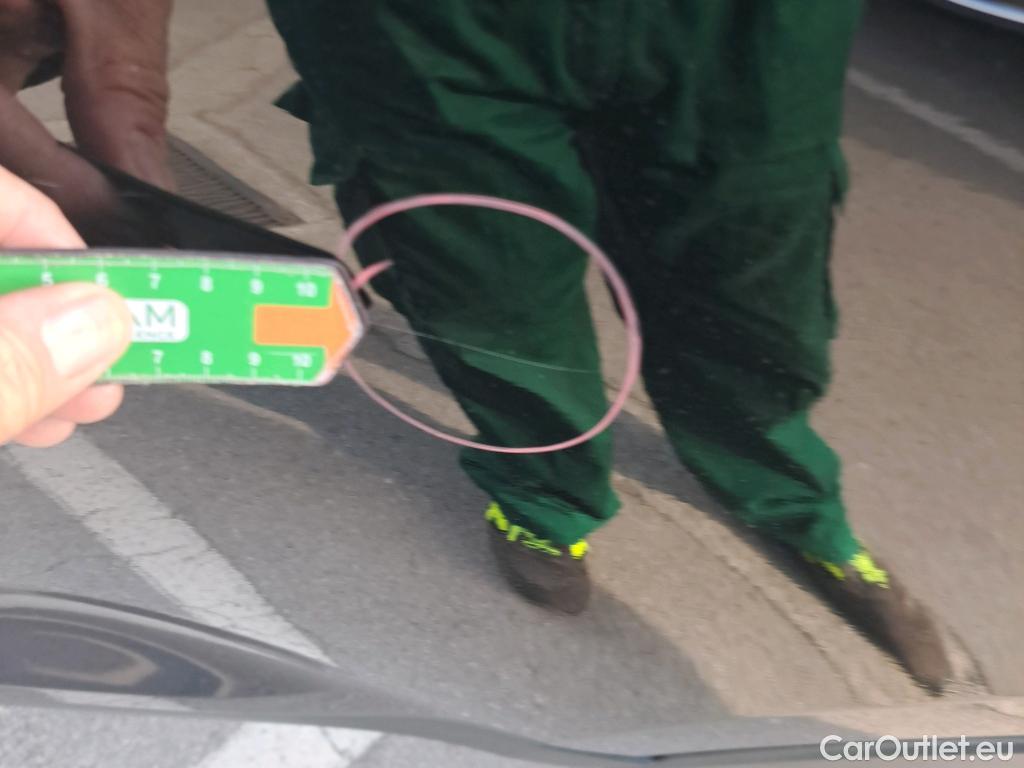  Volvo  XC 40 VOLVO XC40 / 2017 / 5P / todoterreno 1.5 T2 Momentum Core Auto #8