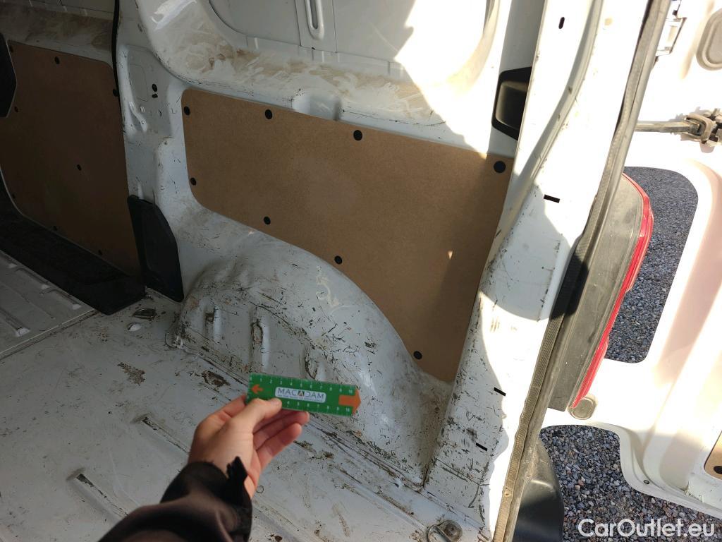  Citroen  Jumpy CITROEN  / 2016 / 4P / furgón Talla M BlueHDi 100 S&S 6v Control #22