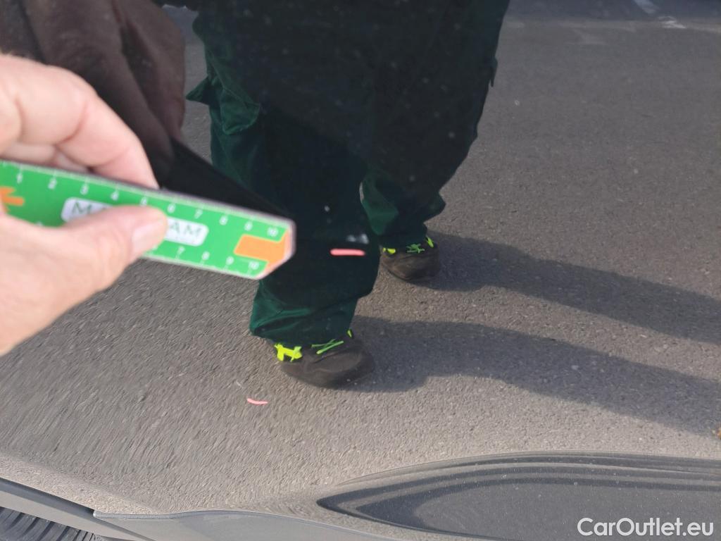  Volvo  XC 40 VOLVO XC40 / 2017 / 5P / todoterreno 1.5 T2 Momentum Core Auto #19