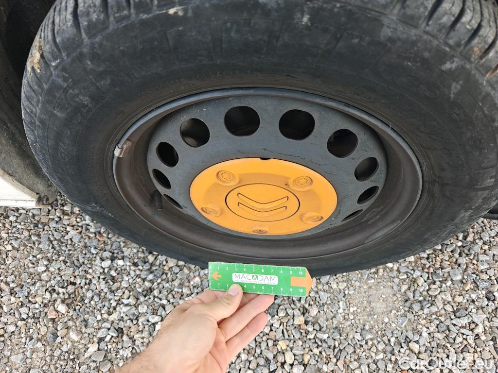  Citroen  Jumpy CITROEN  / 2016 / 4P / furgón Talla M BlueHDi 100 S&S 6v Control #101