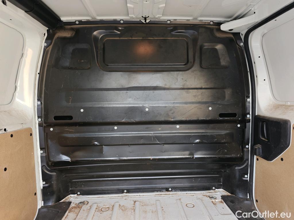  Citroen  Jumpy CITROEN  / 2016 / 4P / furgón Talla M BlueHDi 100 S&S 6v Control #47