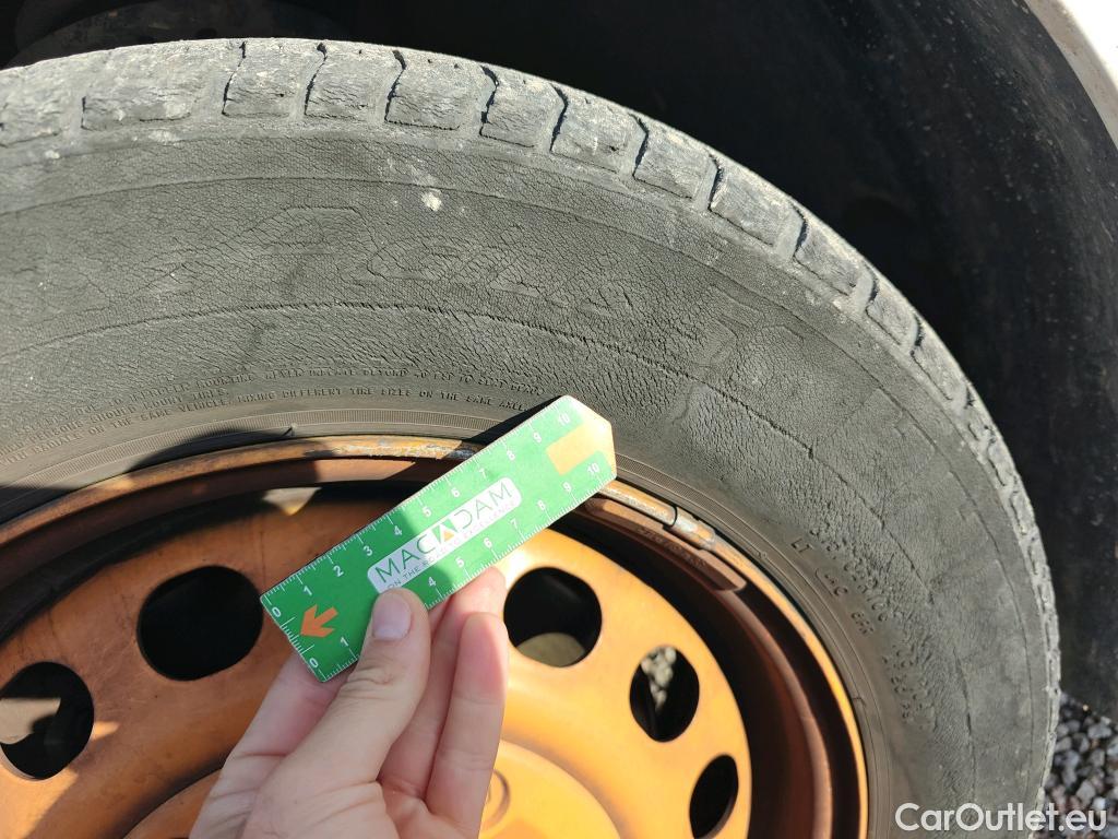  Citroen  Jumpy CITROEN  / 2016 / 4P / furgón Talla M BlueHDi 100 S&S 6v Control #48