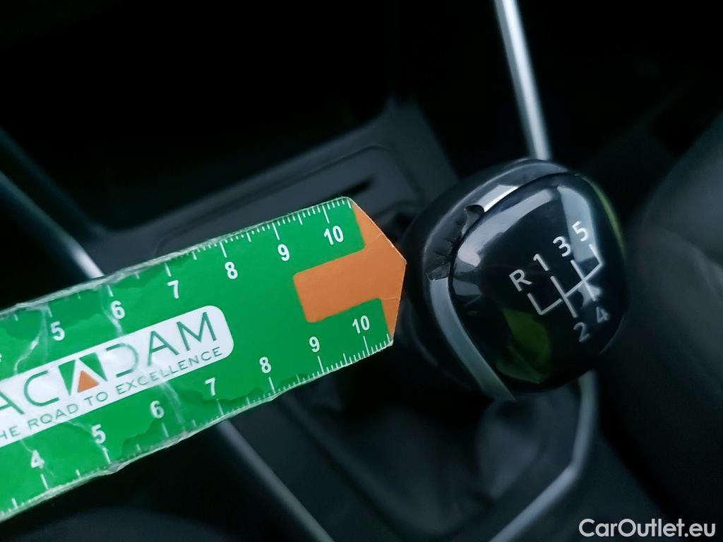  Volkswagen  Polo VOLKSWAGEN  / 2021 / 5P / berlina con portón Life 1.0 TSI 70kW (95CV) #7