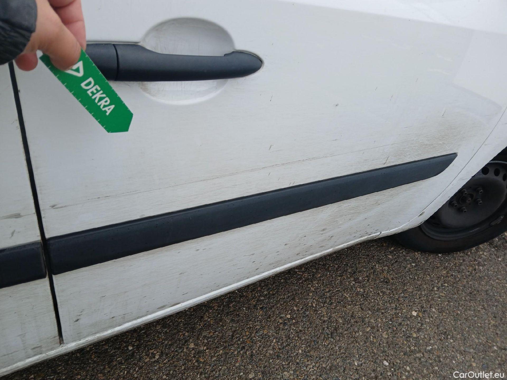  Nissan  NV200 NISSAN NV250 / 2019 / 4P / furgón 2pl 1.5dCi 70 kW (95CV) L2H1 ÓPTIMA #48