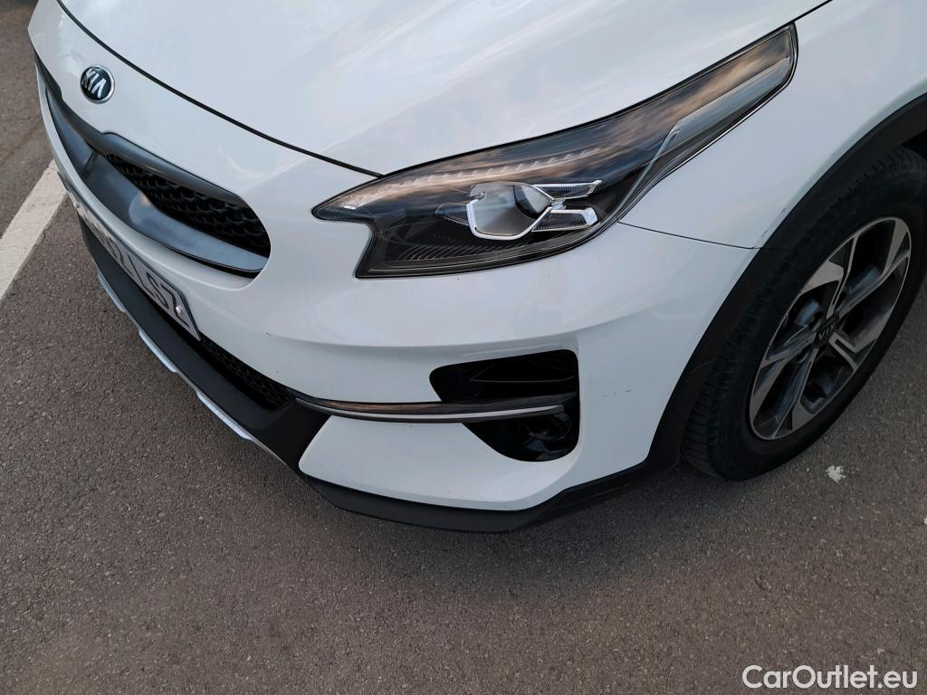  KIA  XCeed KIA  / 2019 / 5P / todoterreno 1.0 T-GDi Drive 88kW (120CV) #10
