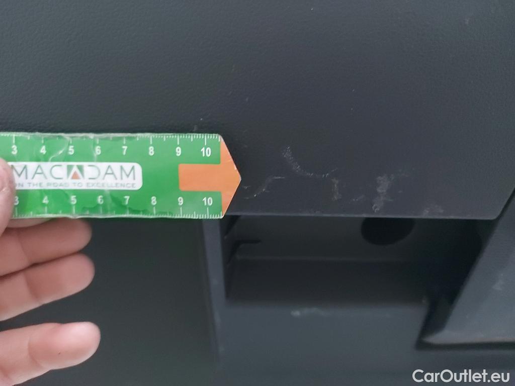  Volkswagen  Polo VOLKSWAGEN  / 2021 / 5P / berlina con portón Life 1.0 TSI 70kW (95CV) #28