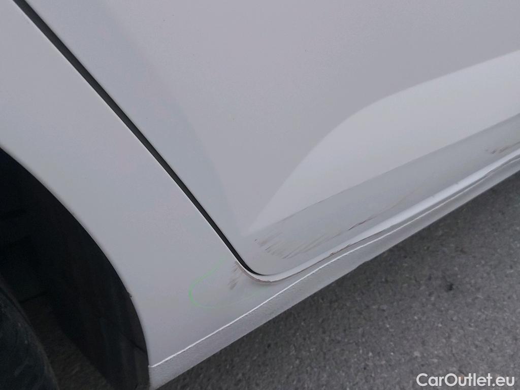  Volkswagen  Polo VOLKSWAGEN  / 2021 / 5P / berlina con portón Life 1.0 TSI 70kW (95CV) #21