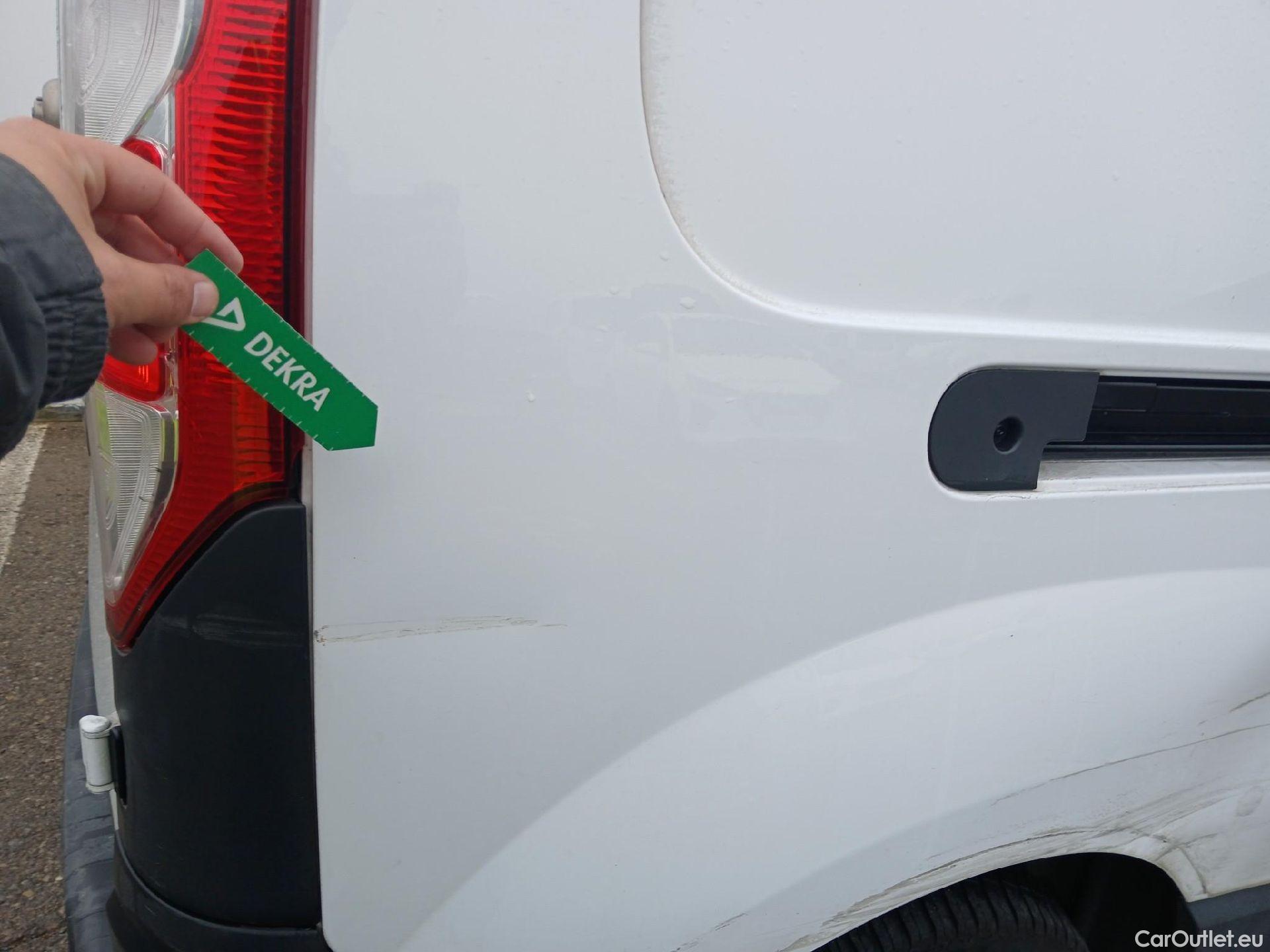  Nissan  NV200 NISSAN NV250 / 2019 / 4P / furgón 2pl 1.5dCi 70 kW (95CV) L2H1 ÓPTIMA #41