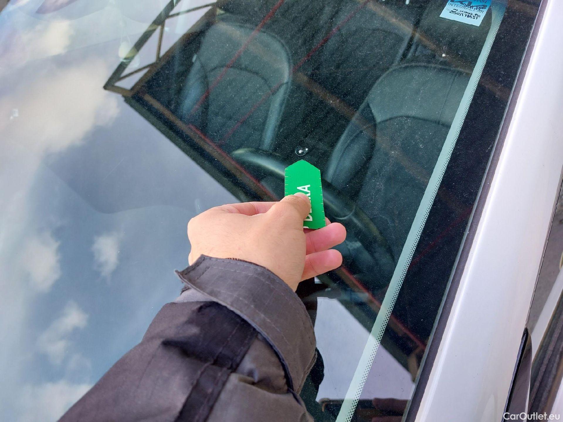  KIA  Niro KIA  / 2019 / 5P / crossover 1.6 GDi PHEV 104kW (141CV) Drive #3